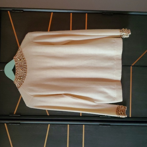 Sweater - Picture 4 of 4